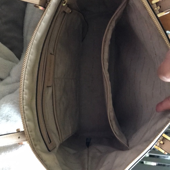 Michael Kors Purse - Picture 4 of 5